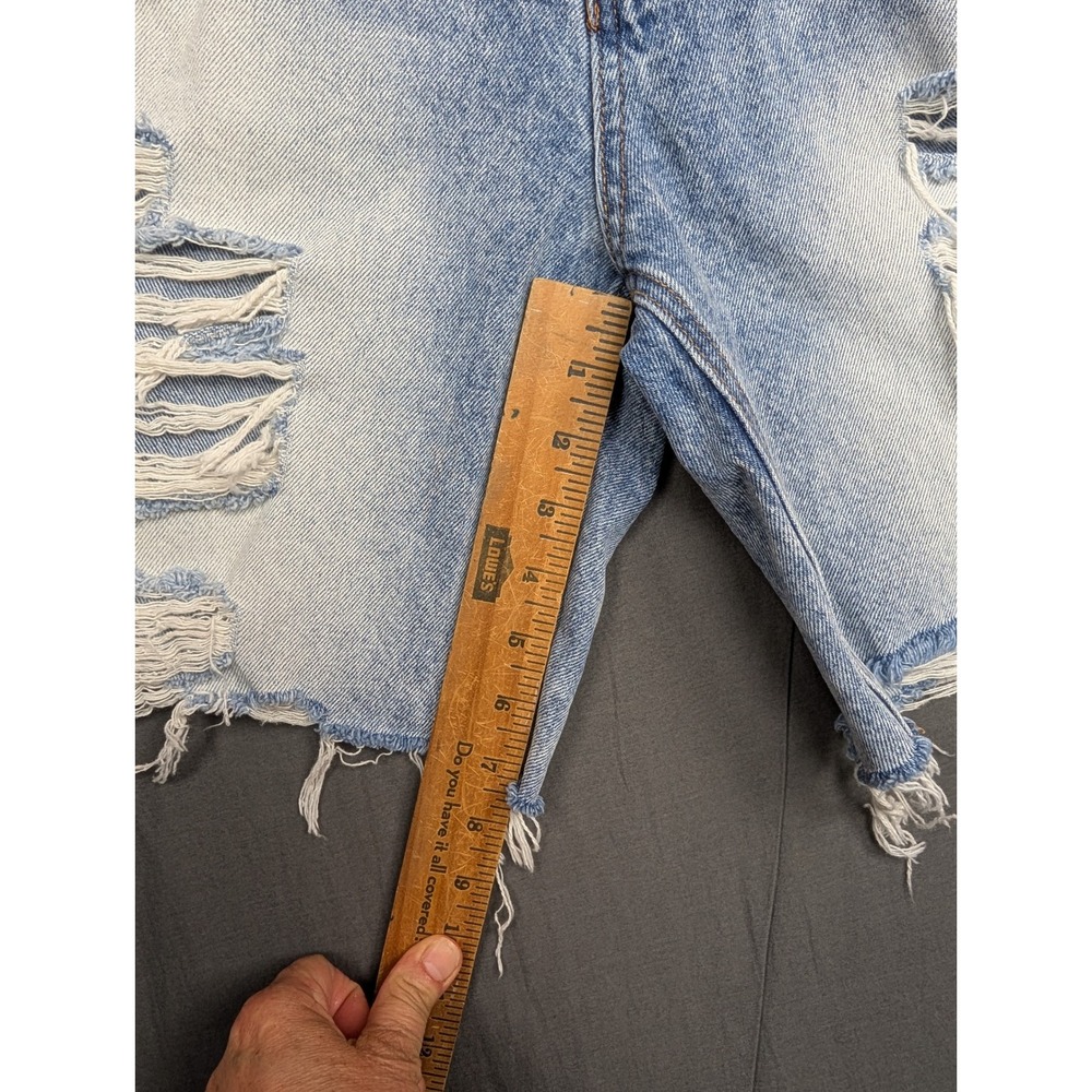 Vervet Los Angeles Womens Distressed Denim Shorts Light Wash Blue Size M